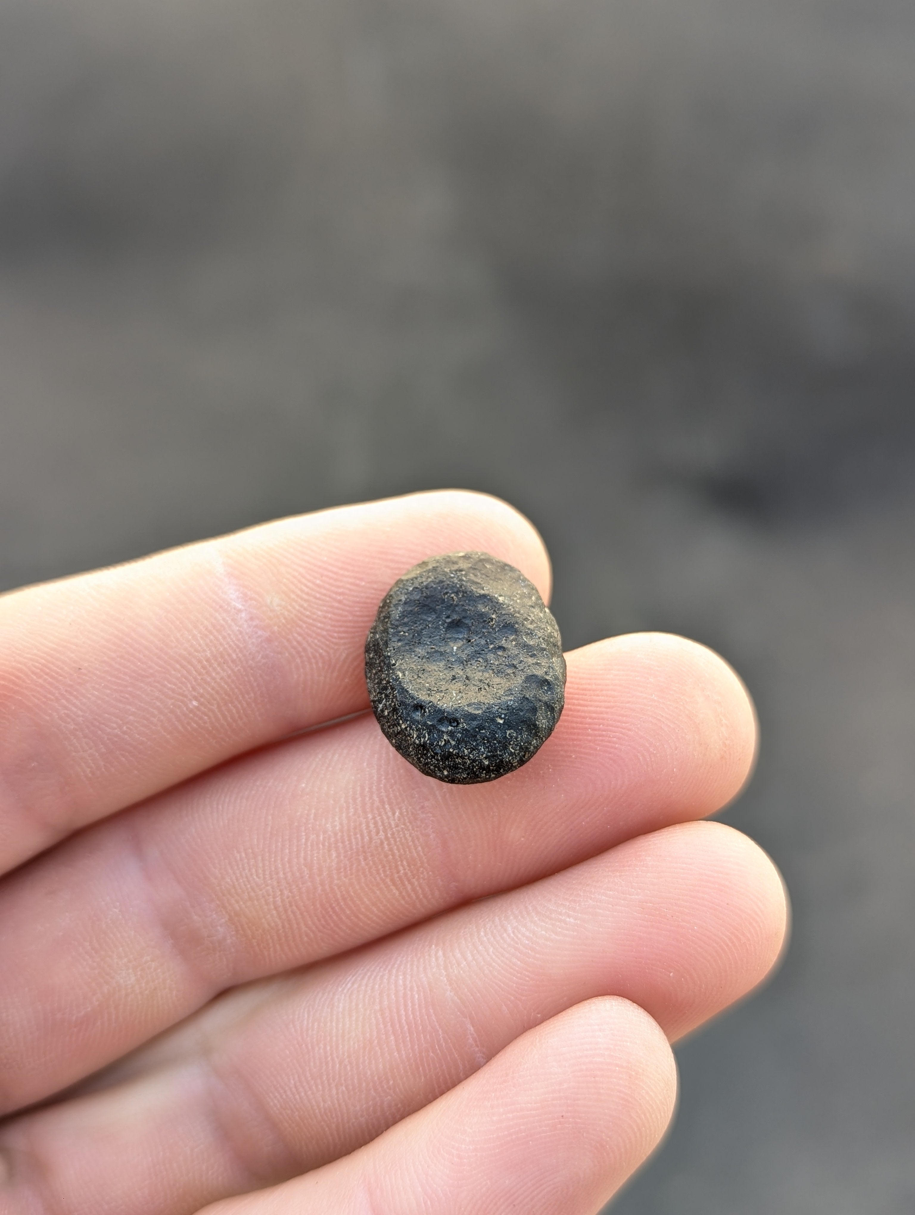 Moravian Moldavite – Slavětice | 4.47 g | Collector-Grade Specimen