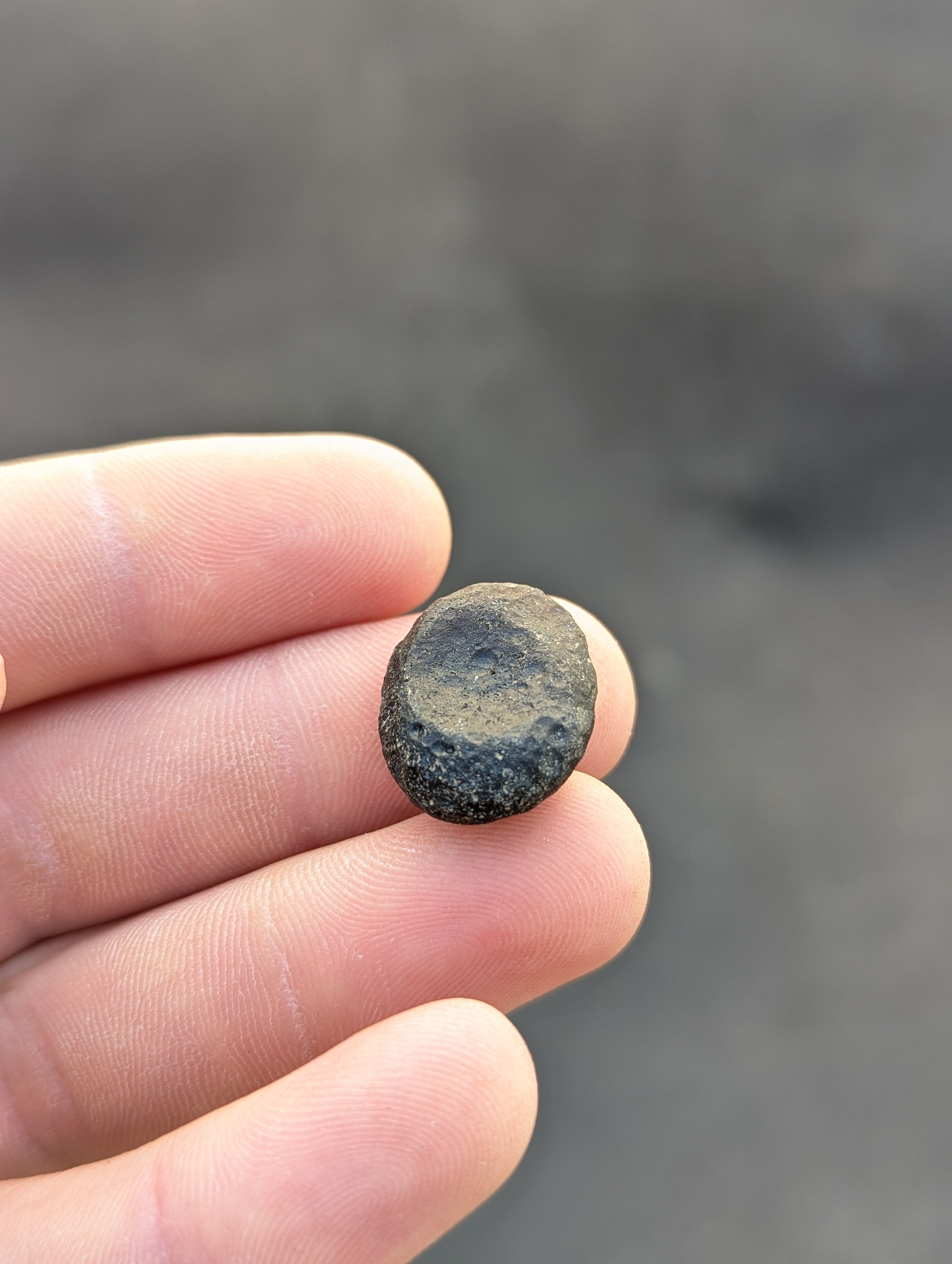Moravian Moldavite – Slavětice | 4.47 g | Collector-Grade Specimen