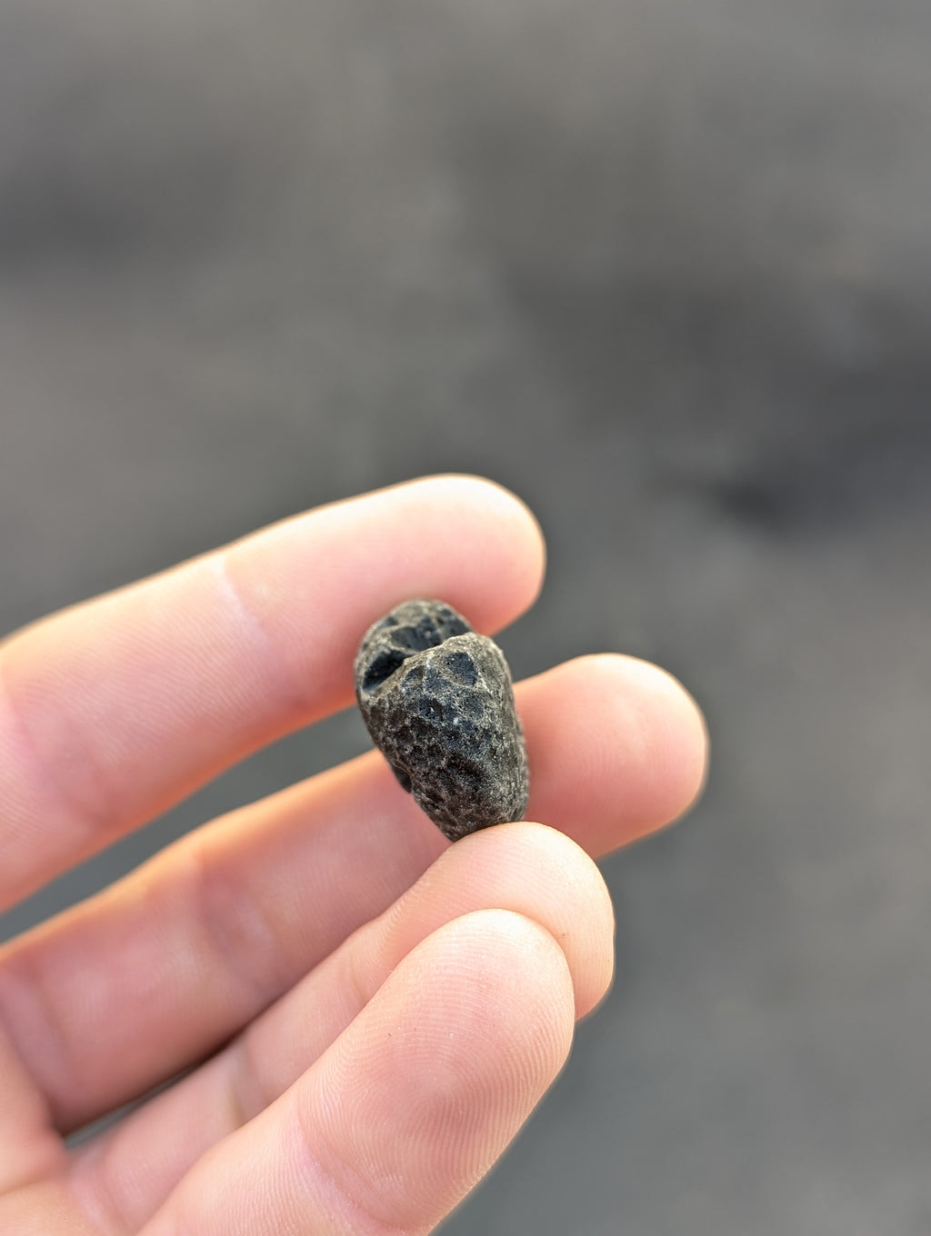 Moravian Moldavite – Slavětice | 10.43 g | Collector-Grade Specimen
