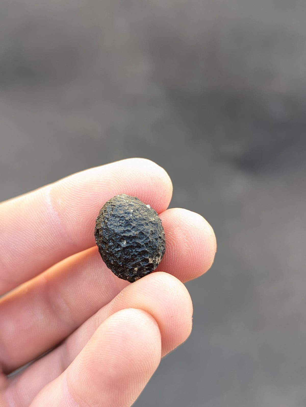 Moravian Moldavite – Dukovany | 5.73 g | Egg-Shaped Collector Specimen
