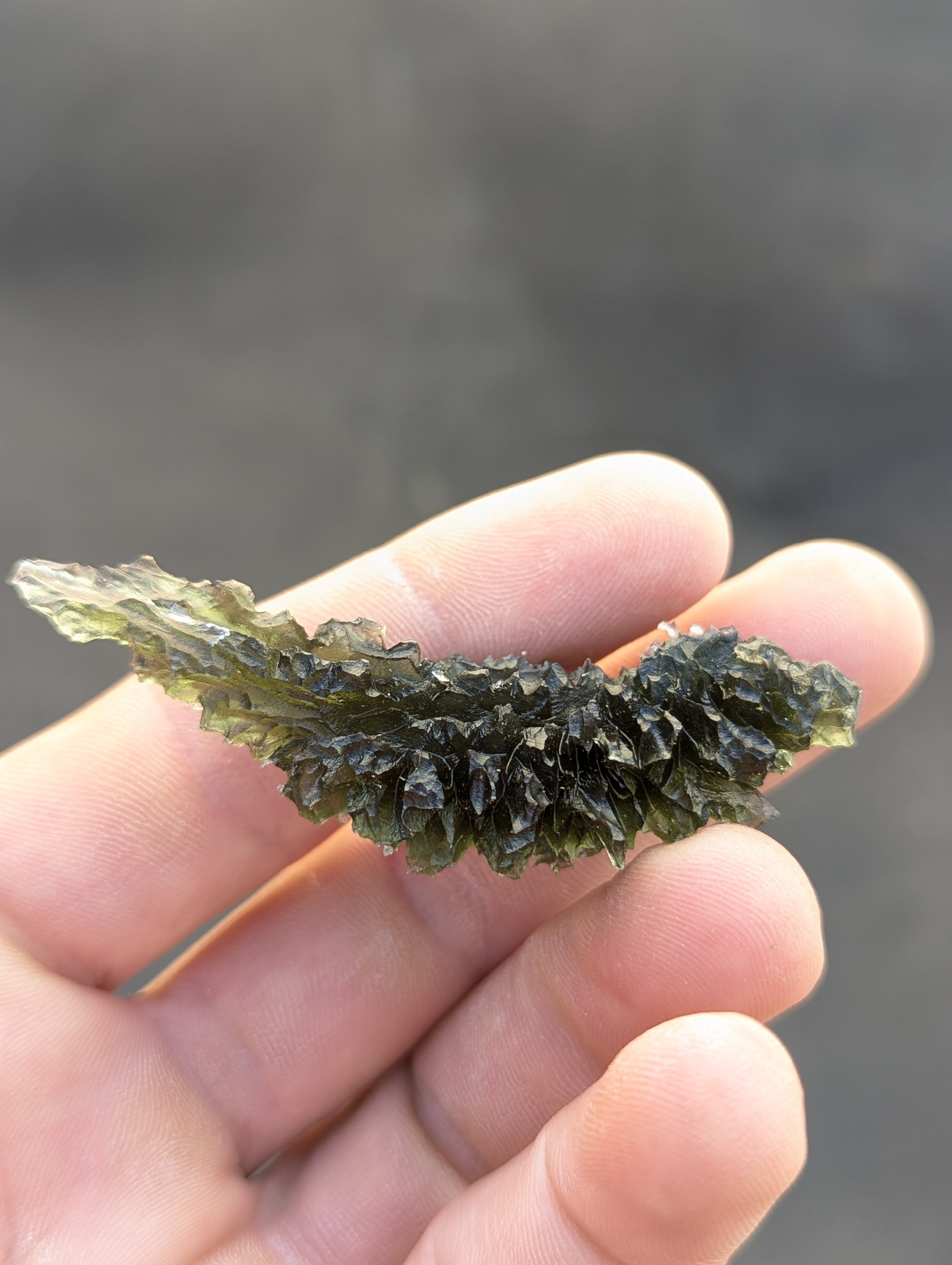 Bohemian Moldavite – Besednice Ježkovna | 19.44 g | Spiky Sculpture with Lechatelierite