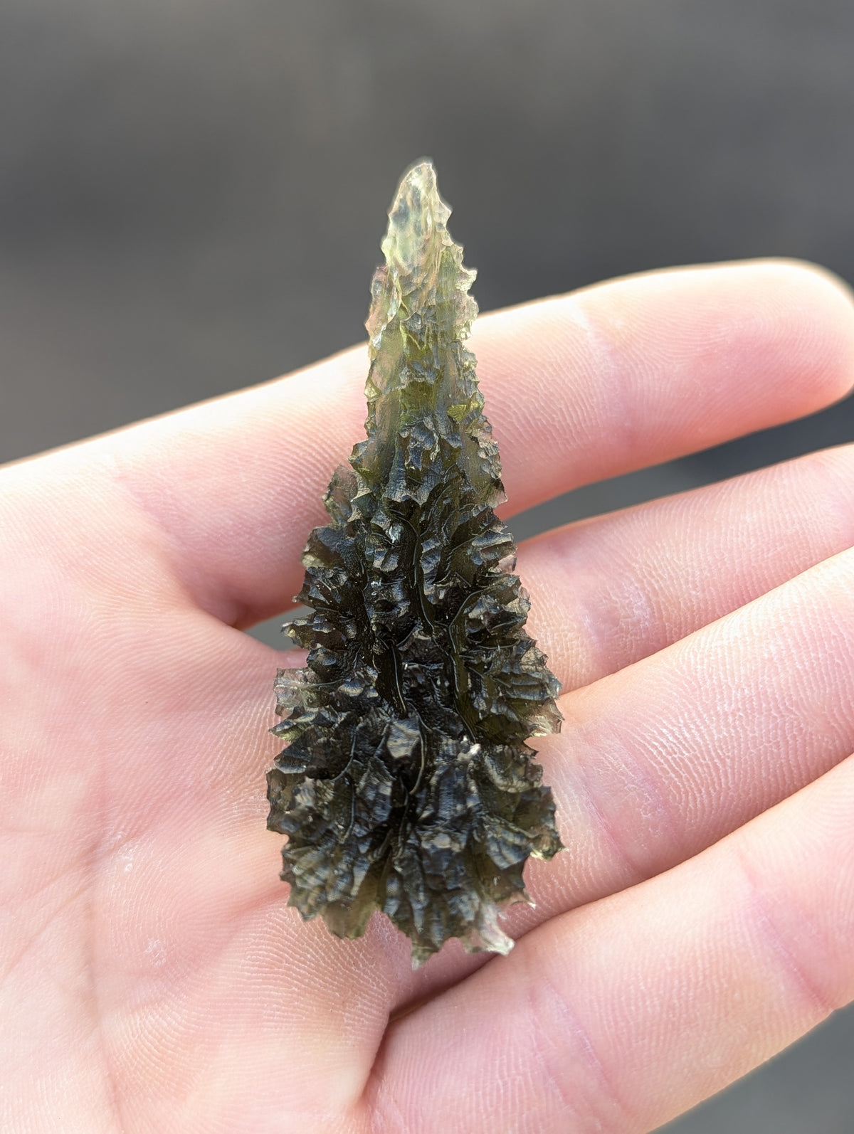 Bohemian Moldavite – Besednice Ježkovna | 19.44 g | Spiky Sculpture with Lechatelierite