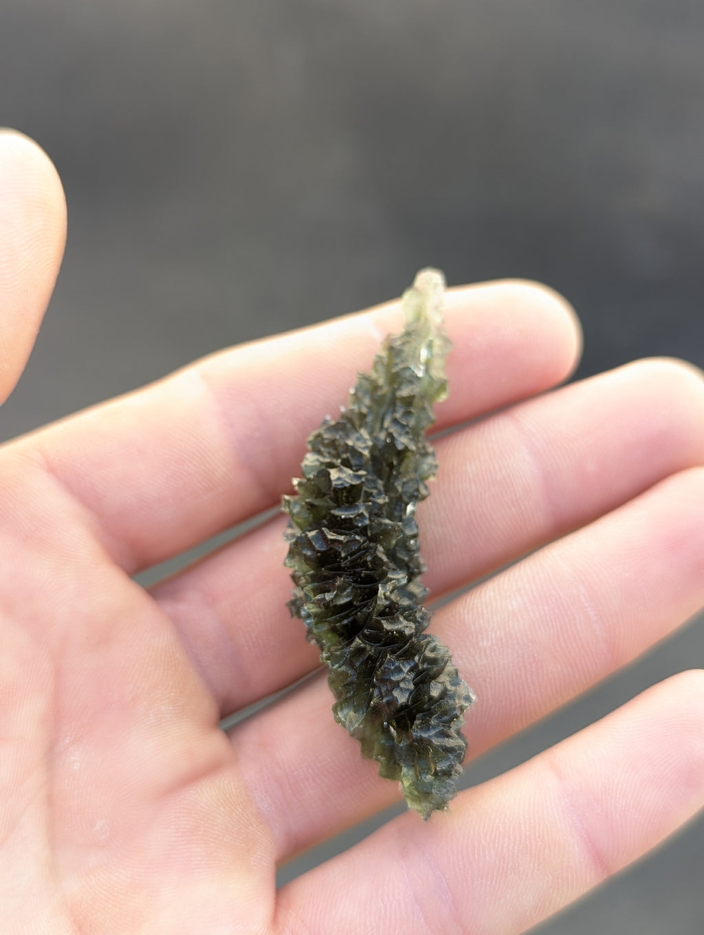 Bohemian Moldavite – Besednice Ježkovna | 19.44 g | Spiky Sculpture with Lechatelierite