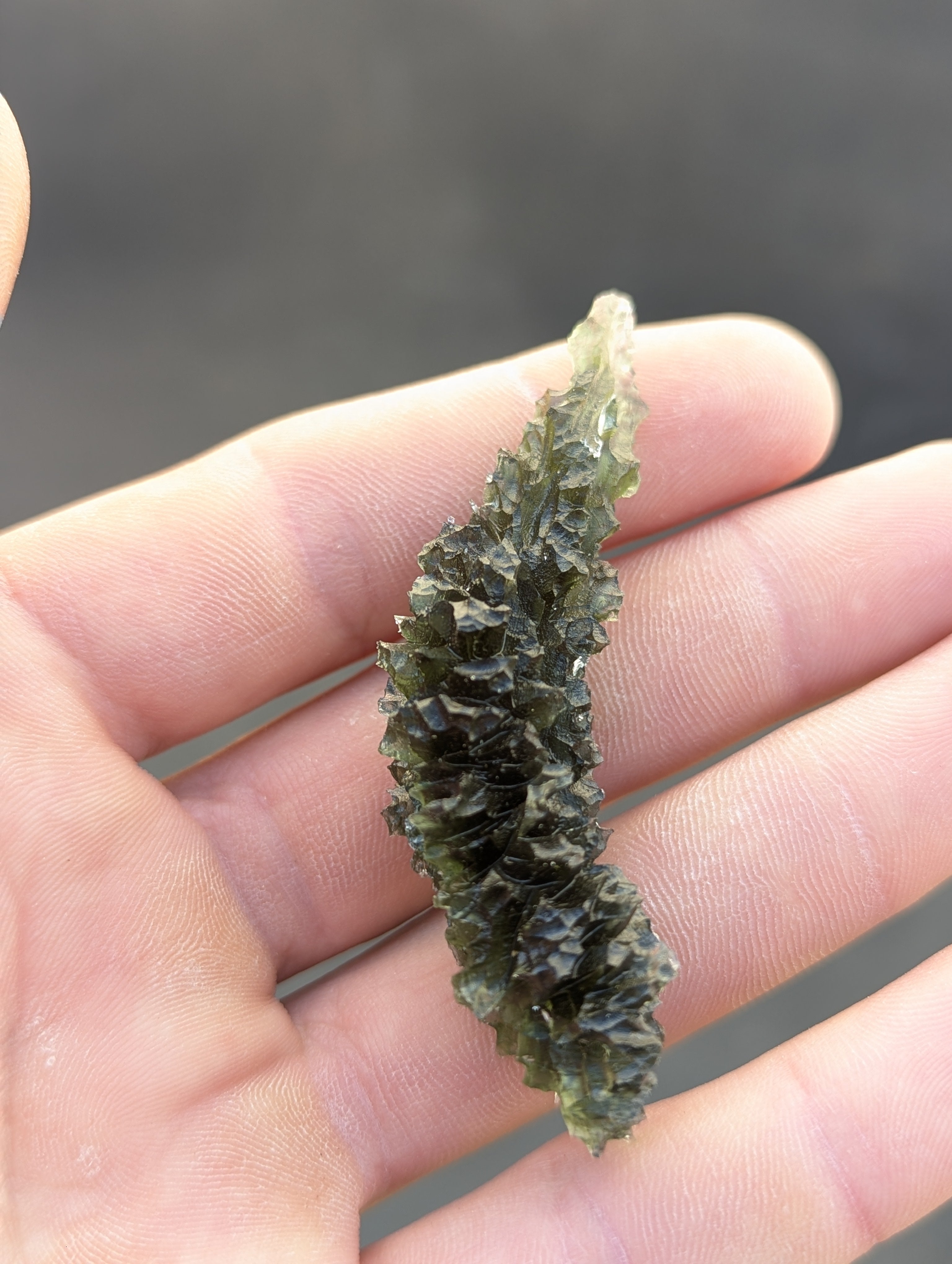 Bohemian Moldavite – Besednice Ježkovna | 19.44 g | Spiky Sculpture with Lechatelierite
