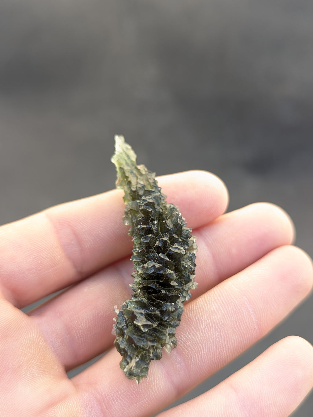 Bohemian Moldavite – Besednice Ježkovna | 19.44 g | Spiky Sculpture with Lechatelierite
