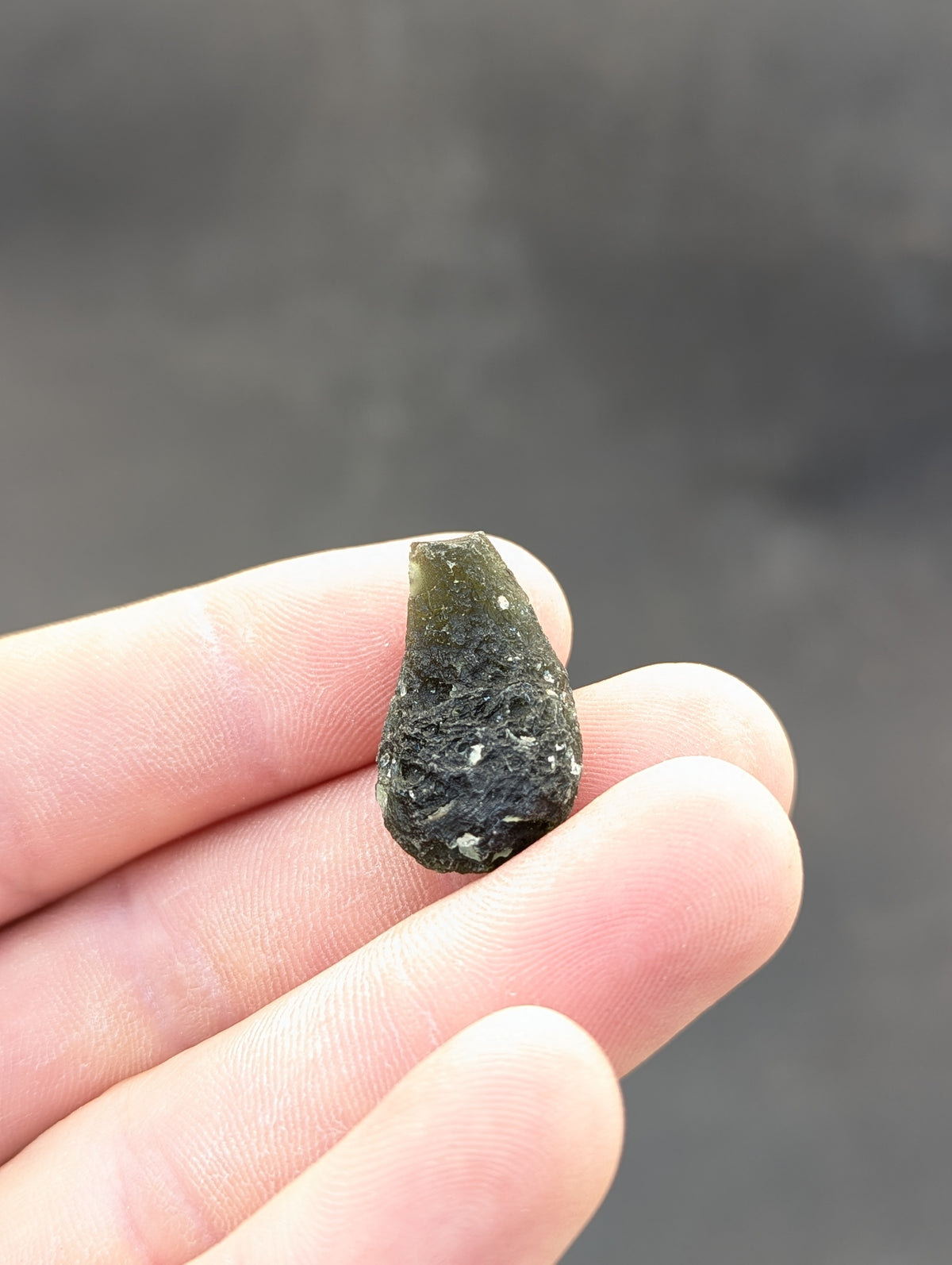 Bohemian Moldavite – Jankov | 5.53 g | Drop-Shaped Collector Specimen