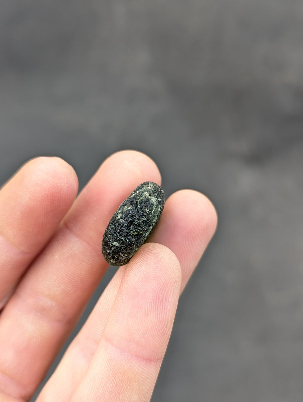Bohemian Moldavite – Jankov | 9.54 g | Apple Green Disk-Shaped Specimen